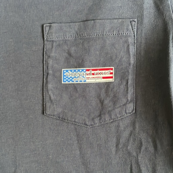 Vineyard, vines, dark blue, long sleeve tee size large 16 - Picture 2 of 4